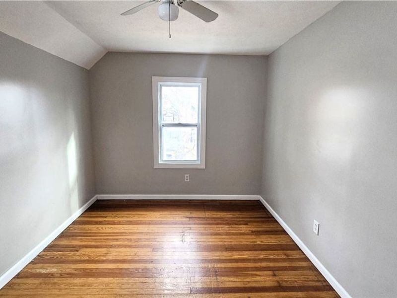 2110 W 85th Street , Cleveland, OH 44102 Photo 11