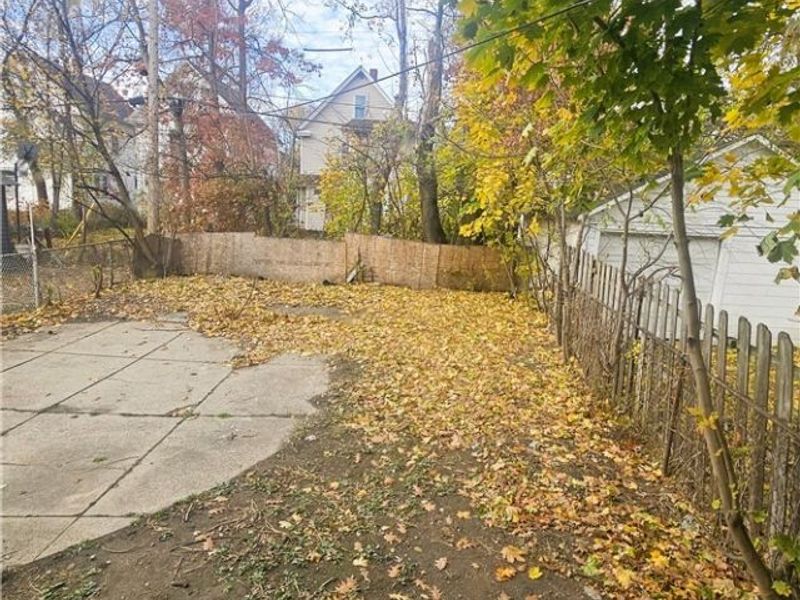 2110 W 85th Street, Cleveland, OH 44102 Photo 2