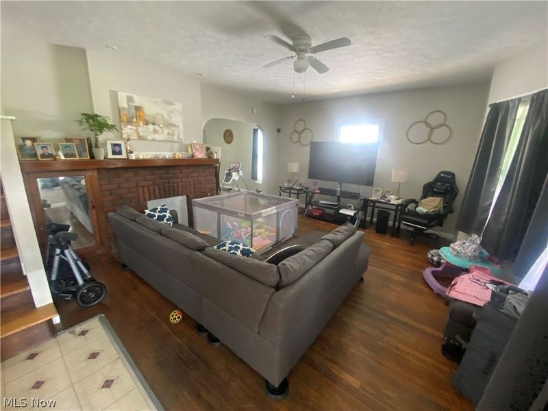 2110 W 85th Street, Cleveland, OH 44102 Photo 3