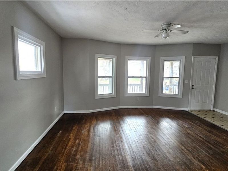 2110 W 85th Street, Cleveland, OH 44102 Photo 8