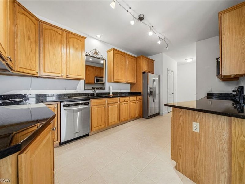 1021 Outrigger Cove , Painesville Township, OH 44077 Photo 3