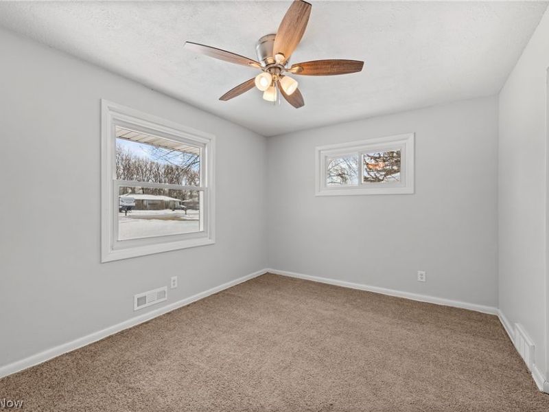 8760 Priem Road , Strongsville, OH 44149 Photo 10