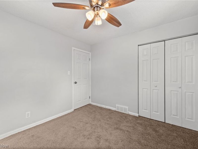 8760 Priem Road , Strongsville, OH 44149 Photo 12