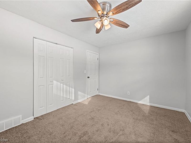 8760 Priem Road , Strongsville, OH 44149 Photo 14