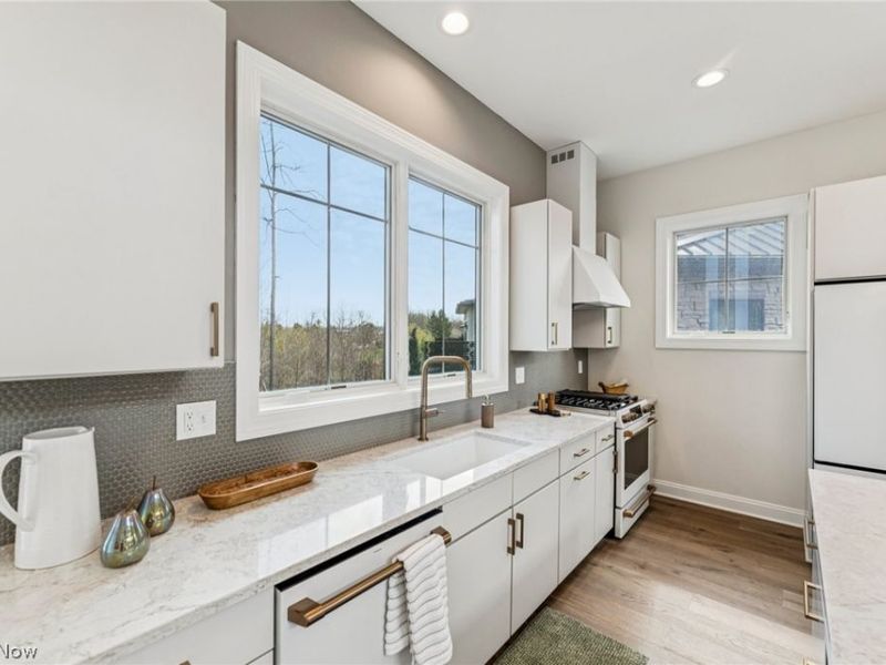 2405 Edgewood Trace, Pepper Pike, OH 44124 Photo 11