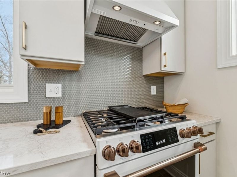 2405 Edgewood Trace, Pepper Pike, OH 44124 Photo 13