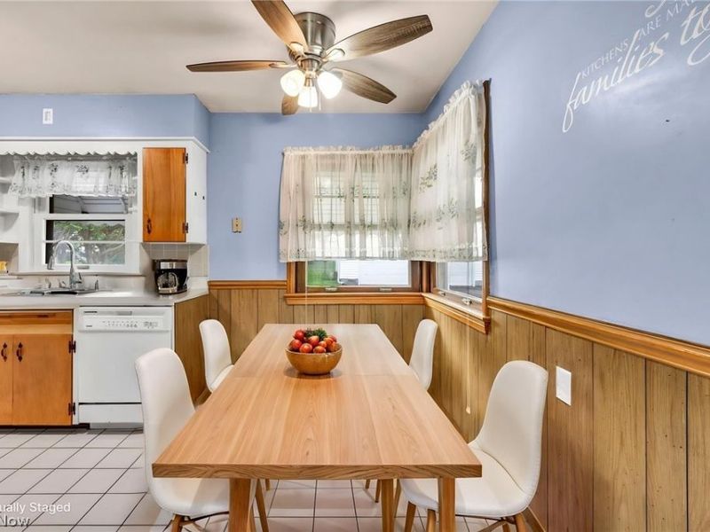 2676 Christensen Avenue , Akron, OH 44314 Photo 18