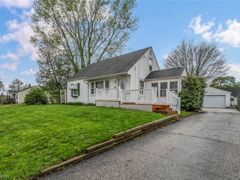 2676 Christensen Avenue , Akron, OH 44314 Photo 3