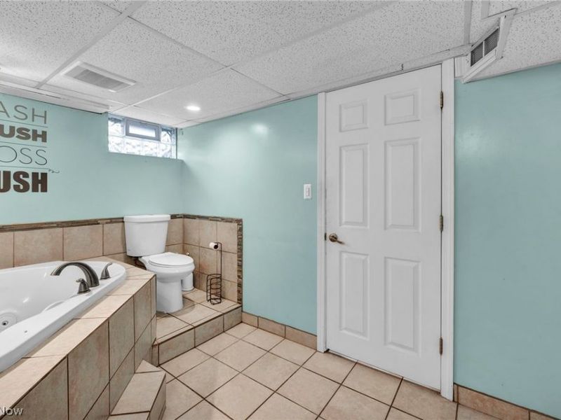 2676 Christensen Avenue , Akron, OH 44314 Photo 34