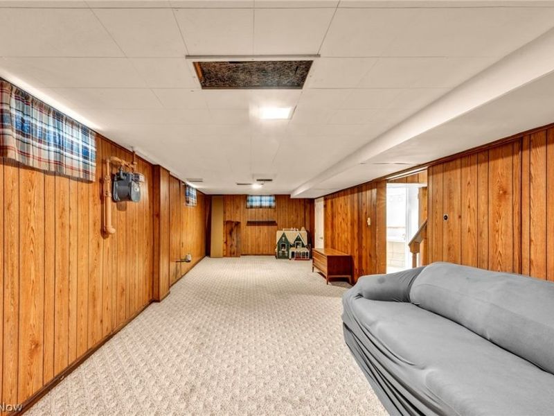 2676 Christensen Avenue , Akron, OH 44314 Photo 37