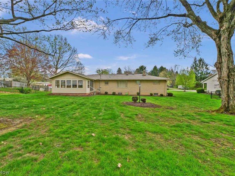 5637 Griffith Avenue NW, North Canton, OH 44720 Photo 5