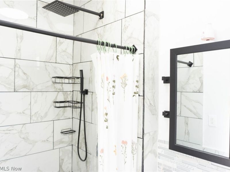 5416 Stanard , Cleveland, OH 44103 Photo 17