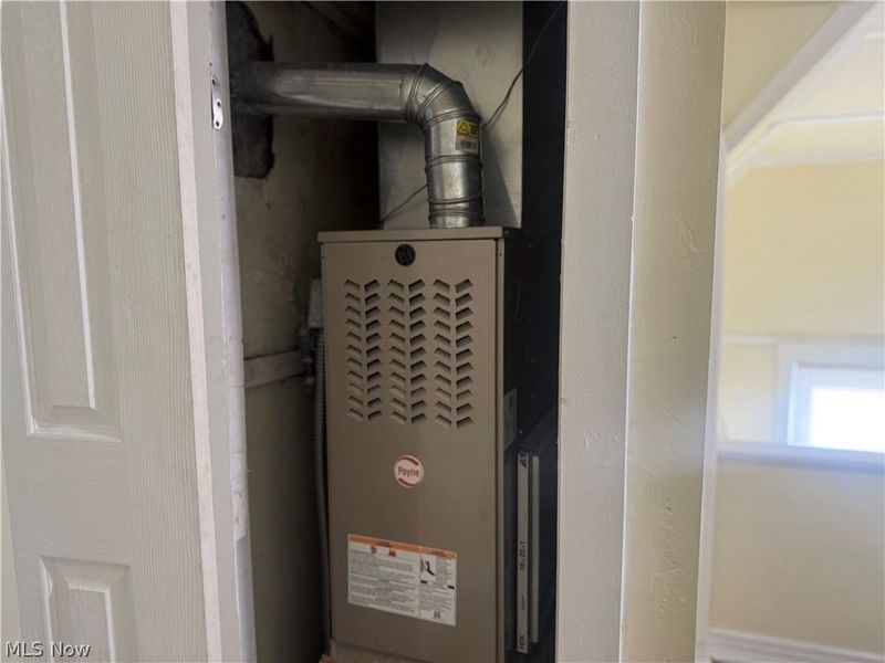 10318 Somerset Avenue , Cleveland, OH 44108 Photo 14