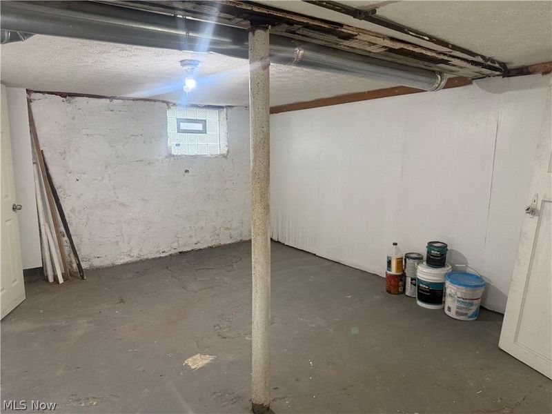 10318 Somerset Avenue , Cleveland, OH 44108 Photo 16