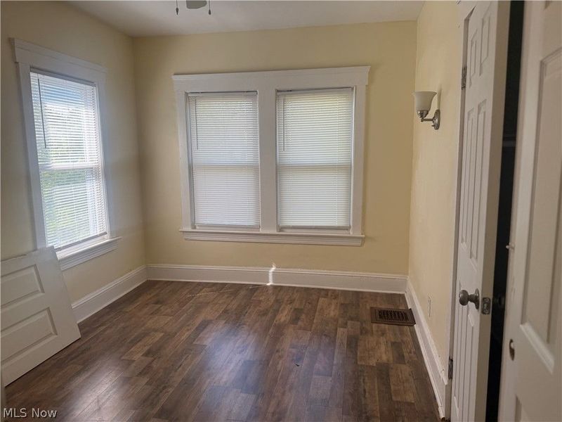 10318 Somerset Avenue , Cleveland, OH 44108 Photo 6