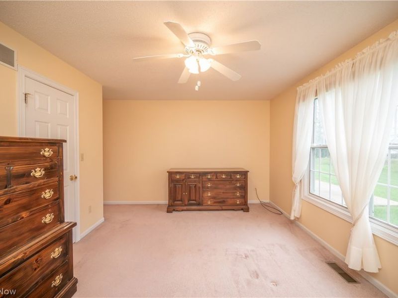 521 Wilcox Lane , Unit B, Austintown, OH 44515 Photo 19