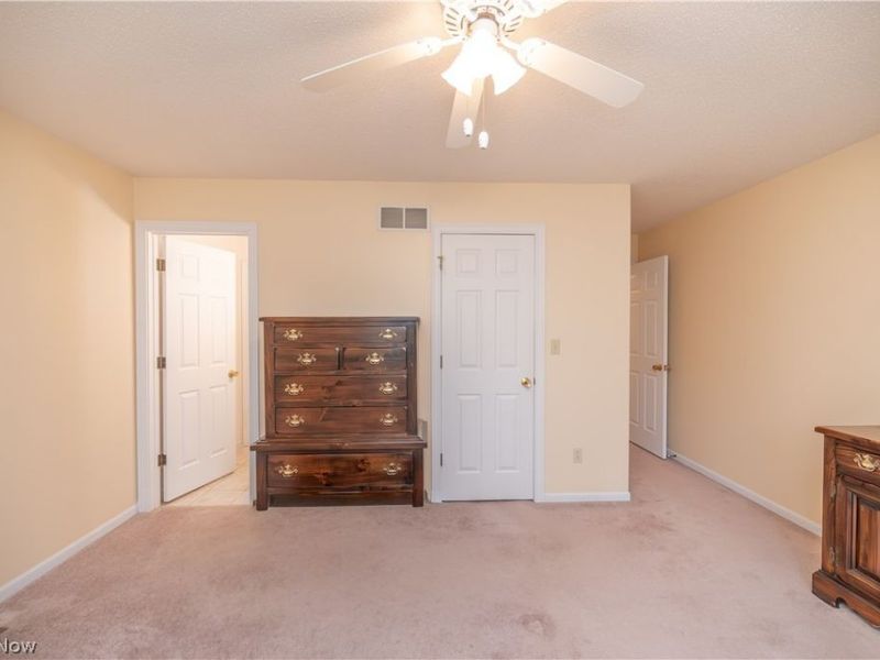 521 Wilcox Lane , Unit B, Austintown, OH 44515 Photo 20