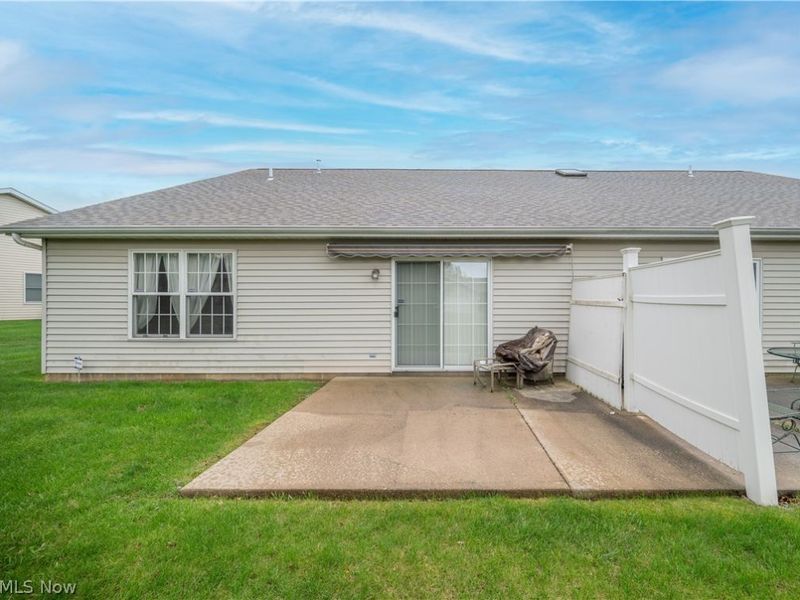 521 Wilcox Lane , Unit B, Austintown, OH 44515 Photo 5