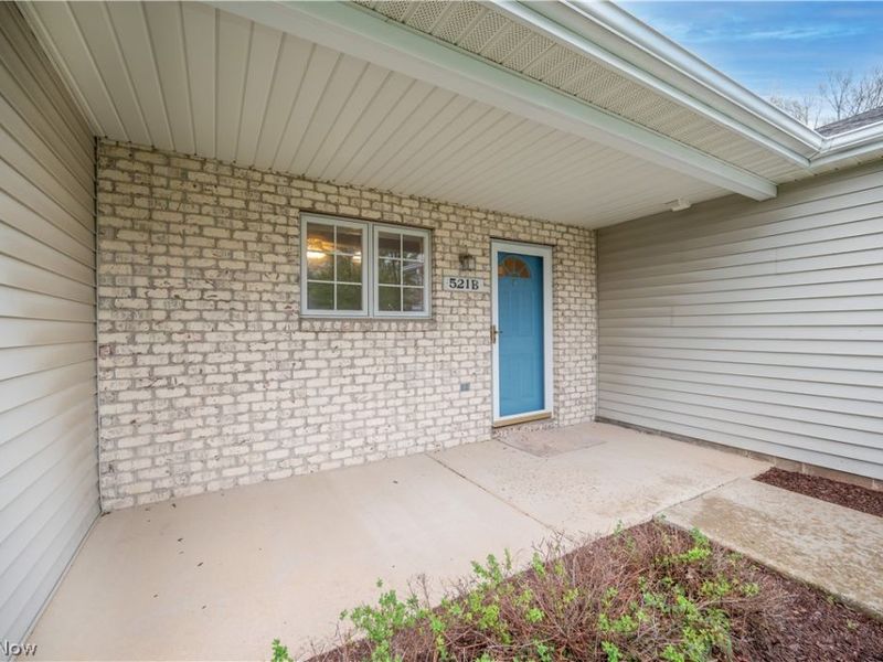 521 Wilcox Lane , Unit B, Austintown, OH 44515 Photo 8