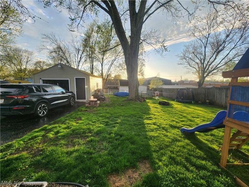 7352 Westview Drive , Youngstown, OH 44512 Photo 24