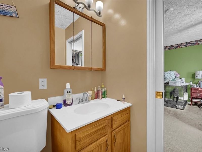 685 W Lake Street , Ravenna, OH 44266 Photo 13