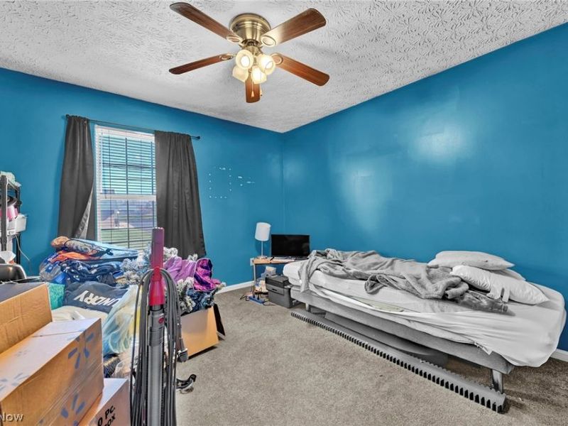 685 W Lake Street , Ravenna, OH 44266 Photo 17