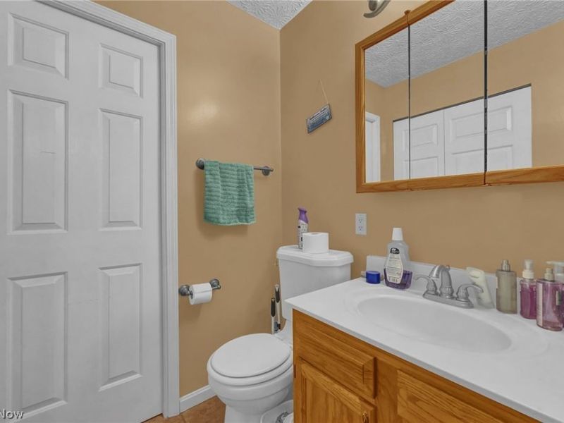 685 W Lake Street , Ravenna, OH 44266 Photo 19