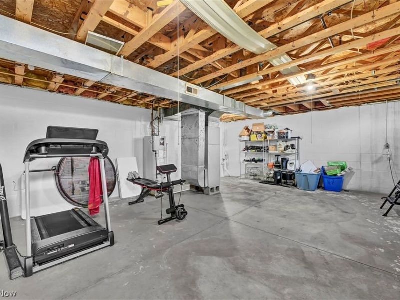 685 W Lake Street , Ravenna, OH 44266 Photo 20