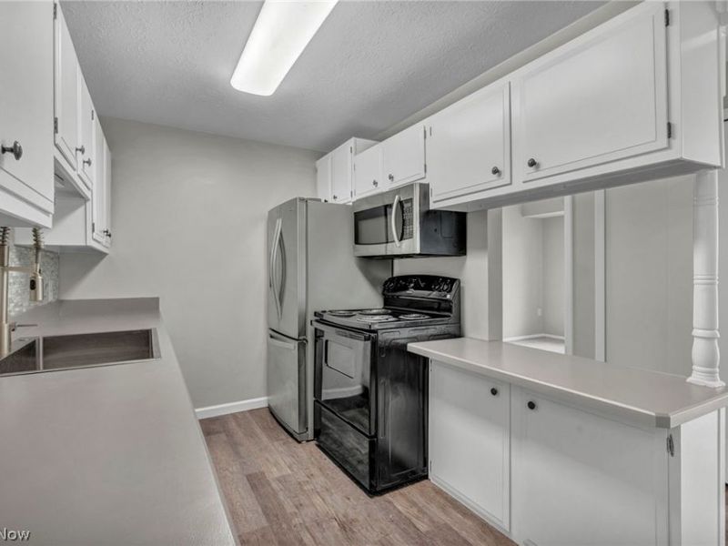 8583 N Akins Road , Unit 202, North Royalton, OH 44133 Photo 15