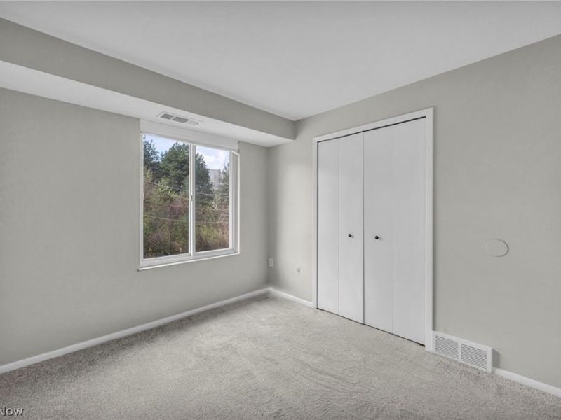 8583 N Akins Road , Unit 202, North Royalton, OH 44133 Photo 23