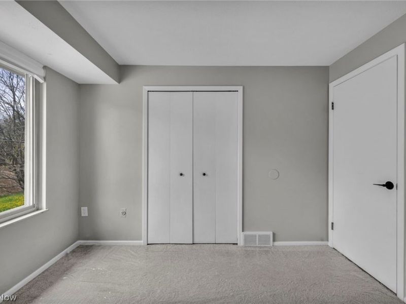 8583 N Akins Road , Unit 202, North Royalton, OH 44133 Photo 26