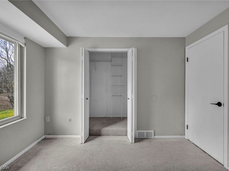 8583 N Akins Road , Unit 202, North Royalton, OH 44133 Photo 27