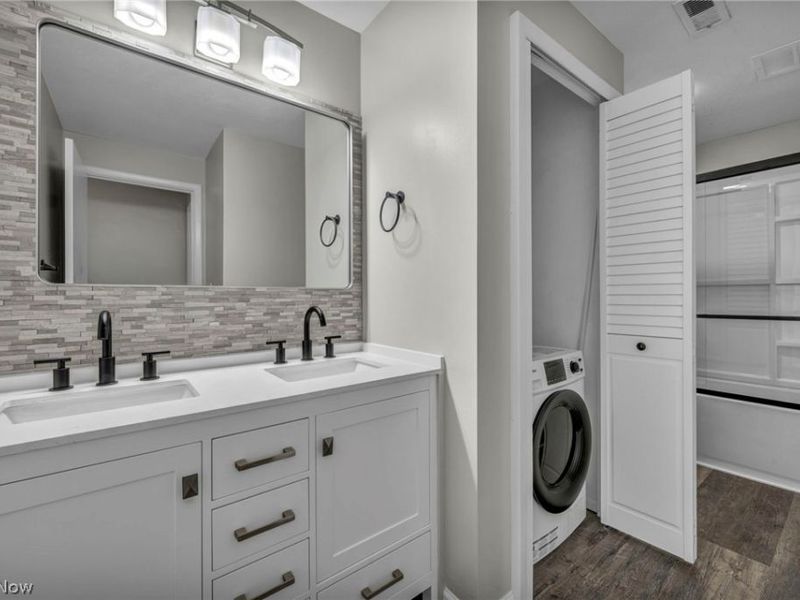 8583 N Akins Road , Unit 202, North Royalton, OH 44133 Photo 38