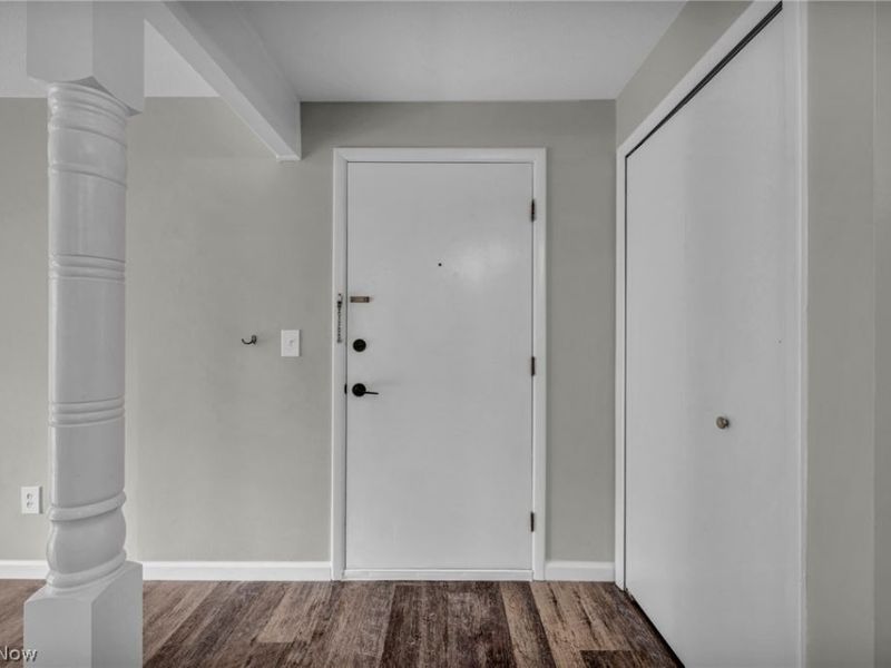 8583 N Akins Road , Unit 202, North Royalton, OH 44133 Photo 4