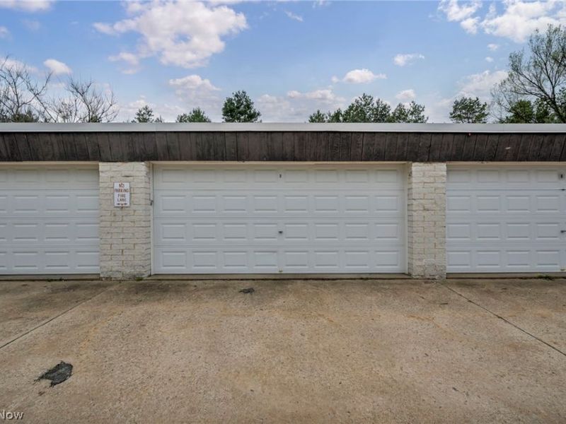 8583 N Akins Road , Unit 202, North Royalton, OH 44133 Photo 43