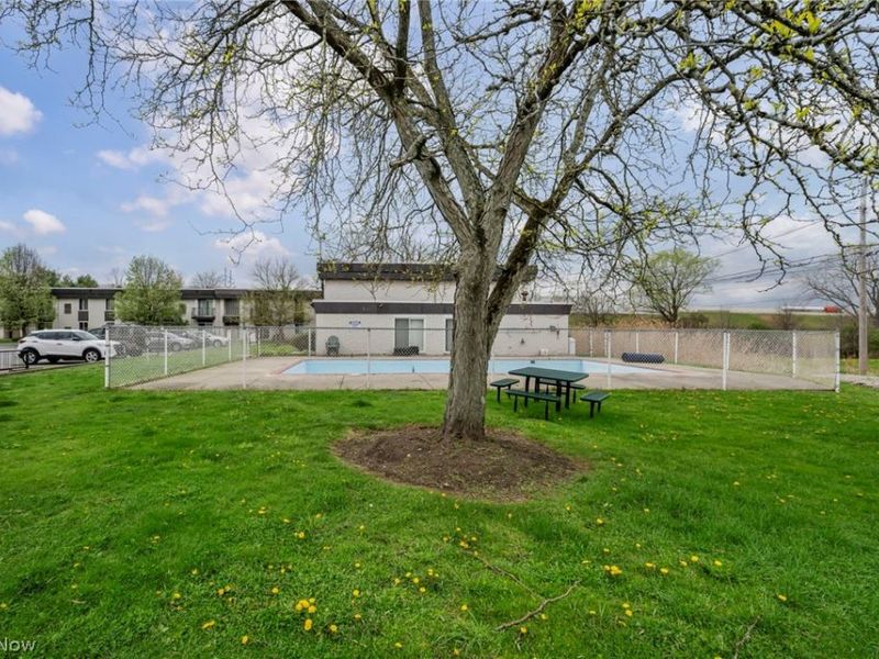 8583 N Akins Road , Unit 202, North Royalton, OH 44133 Photo 46