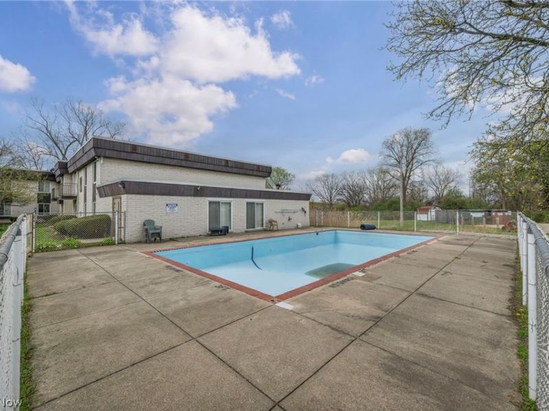 8583 N Akins Road , Unit 202, North Royalton, OH 44133 Photo 47