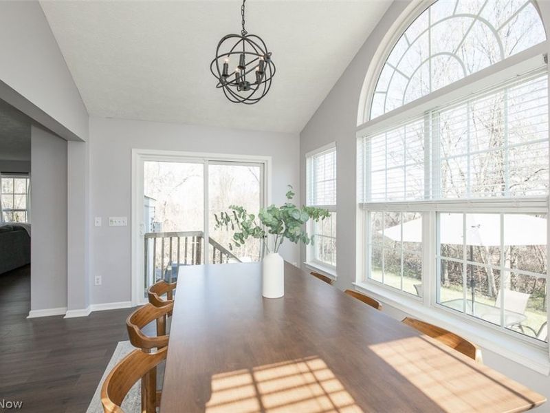 887 Woodfield Lane , Brunswick, OH 44212 Photo 10