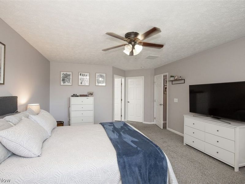 887 Woodfield Lane , Brunswick, OH 44212 Photo 19