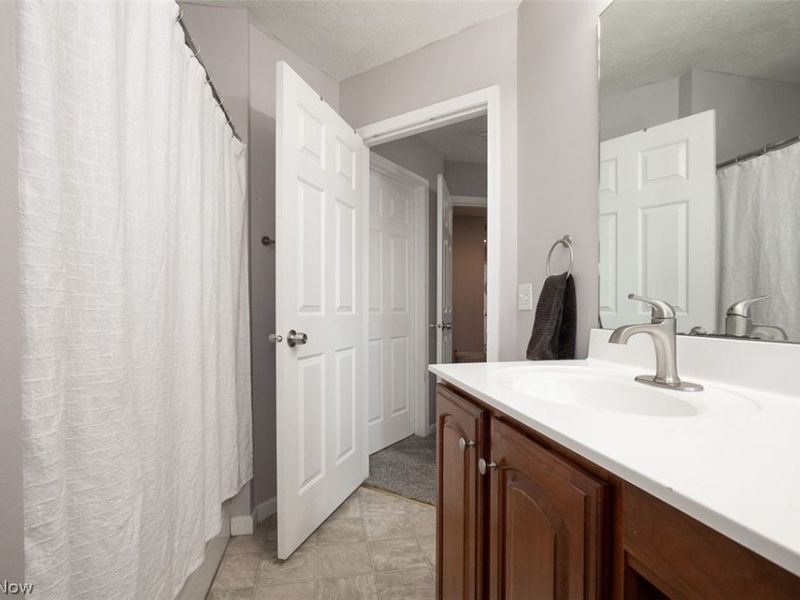 887 Woodfield Lane , Brunswick, OH 44212 Photo 20