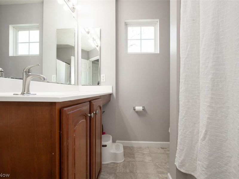 887 Woodfield Lane , Brunswick, OH 44212 Photo 21