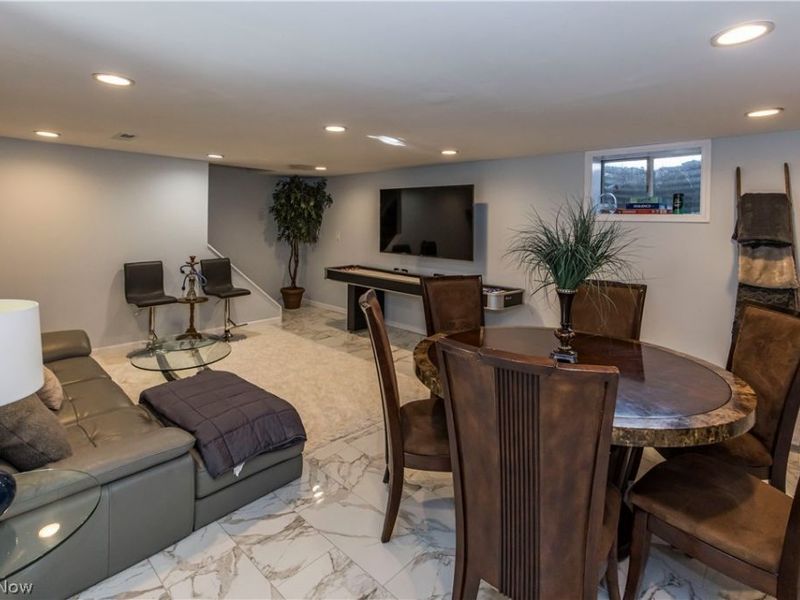 3631 Kenwood Drive , Uniontown, OH 44685 Photo 17