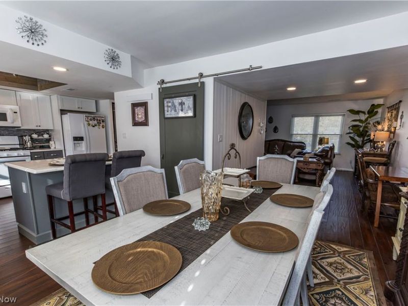 3631 Kenwood Drive , Uniontown, OH 44685 Photo 9