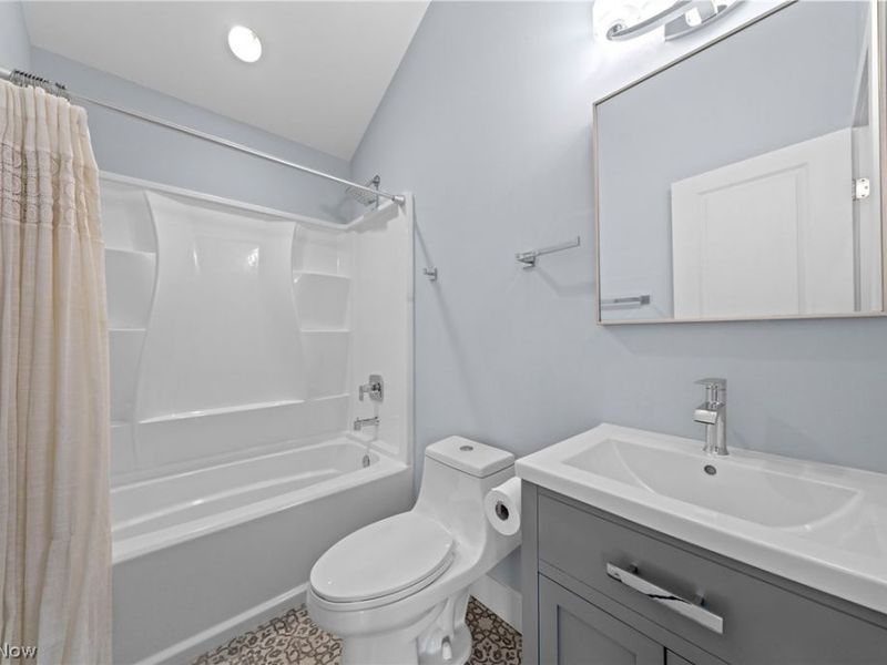 1922 W 52nd Street , Cleveland, OH 44102 Photo 8