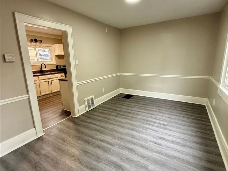 2229 25th Street SW, Akron, OH 44314 Photo 4