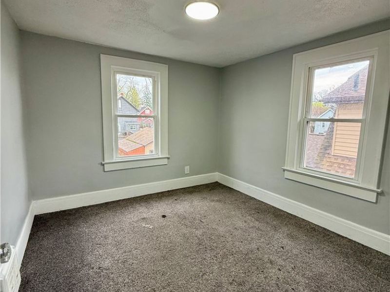 2229 25th Street SW, Akron, OH 44314 Photo 8