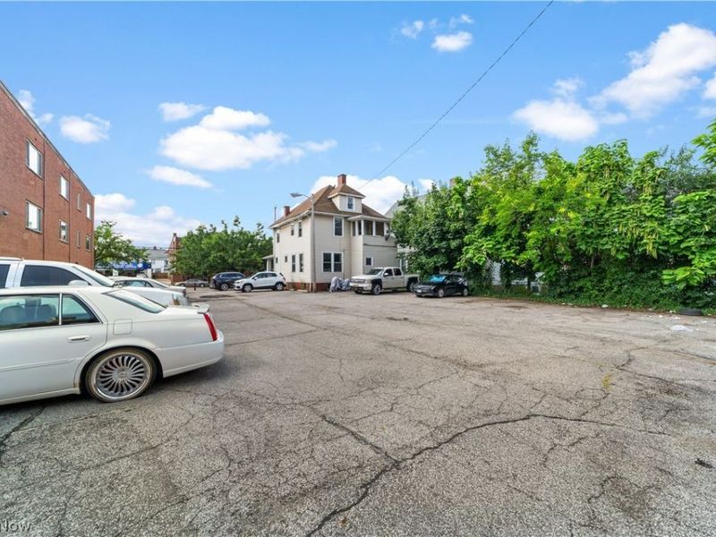 12913 Larchmere Boulevard , Shaker Heights, OH 44120 Photo 4