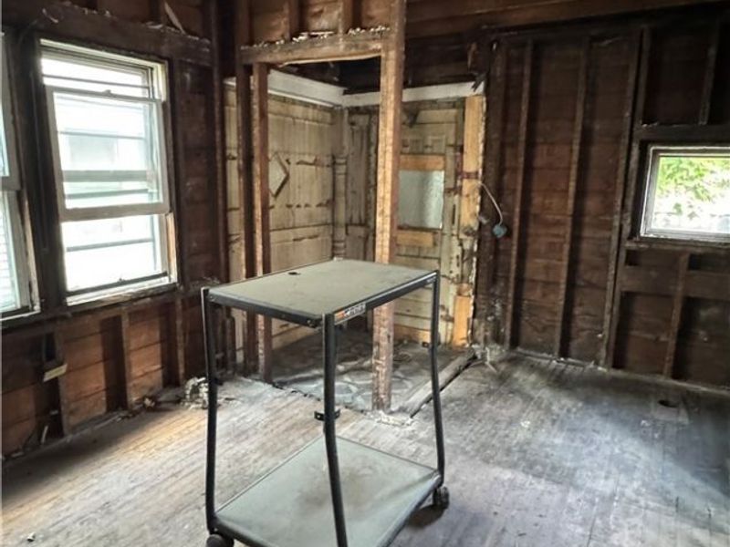 12913 Larchmere Boulevard , Shaker Heights, OH 44120 Photo 9