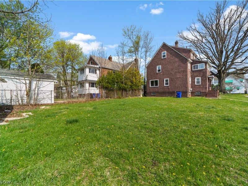 17904 Neff Road , Cleveland, OH 44119 Photo 25