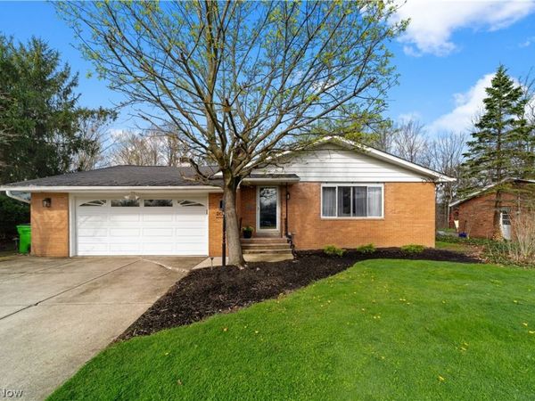 2050 Marshfield Road , Mayfield Heights, OH 44124